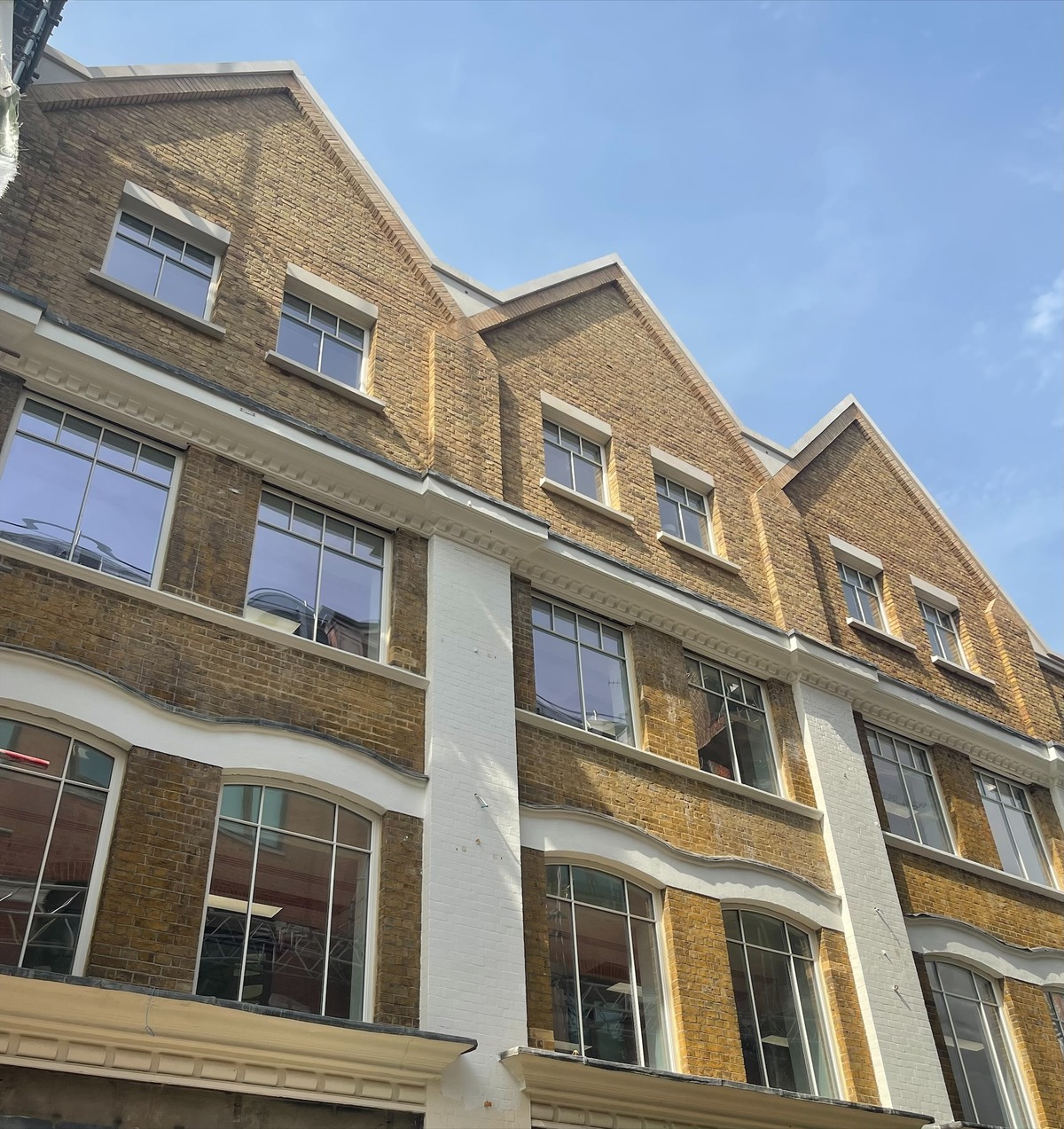 picture of London Yellow Stock in large format or construction setting